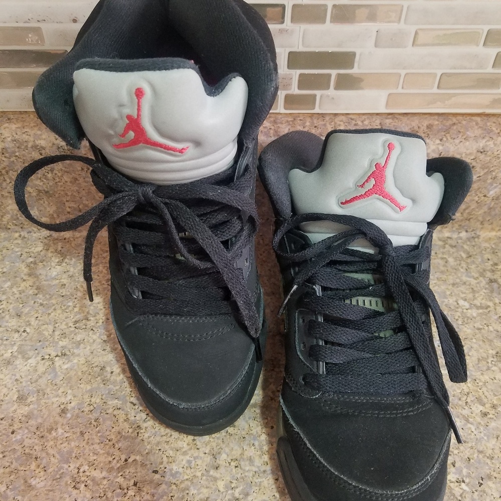 Jordans 5 retro women/kids